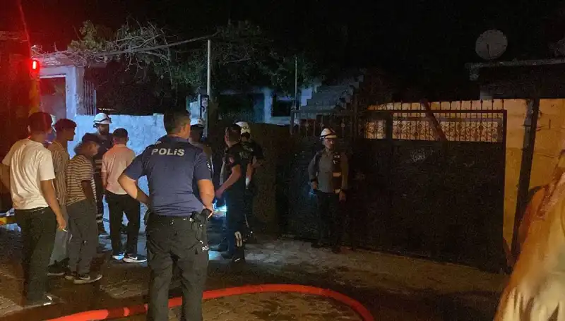 Ailesinin Evinin Yangını: Linç Tehlikesinden Kurtulan Genç Adamın Hikayesi