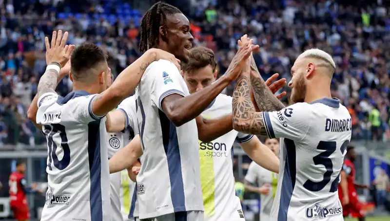 Serie A'da Zirve Yarışı Kızıştı: Şampiyon Bu Üçlü İçinden Belirlenebilir