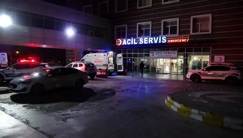 Motosikletli Polisle Çarpışan Üniversite Öğrencisi Hayat Mücadelesi Veriyor