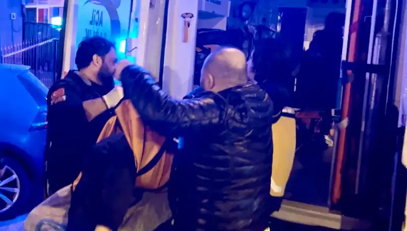 Tartışmanın Sonu: Genç Adam Babasını Silahla Vurdu