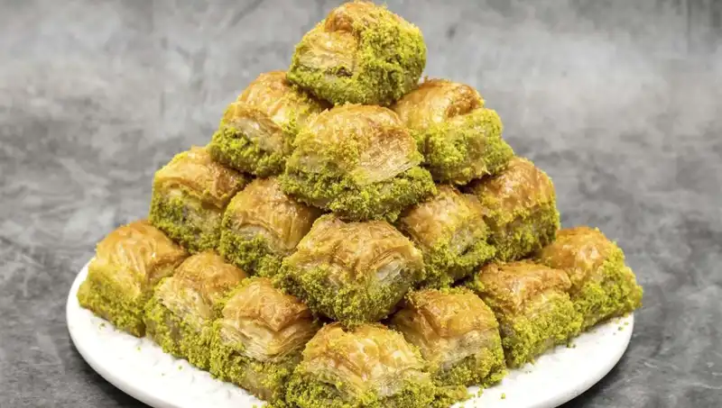 Baklavada Bulunan Bakteri Sağlığı Tehdit Ediyor: Uzmanlardan Uyarılar