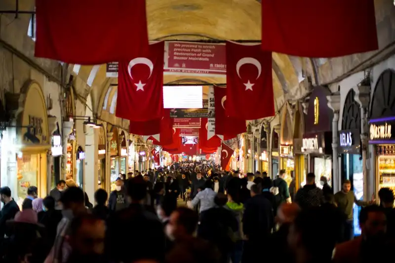 Kapalıçarşı'da 100 Milyon Liralık Vurgunun Ardındaki Gizemli İlişkiler