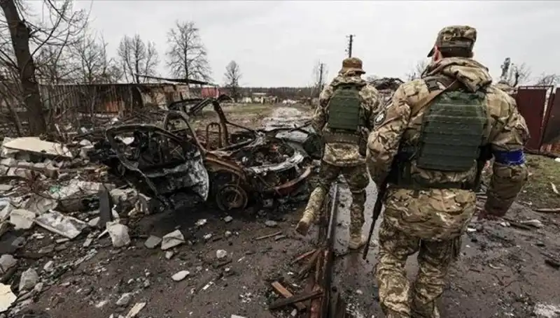 Rusya, Luhansk'ta Tam Kontrol Sağladı: Stratejik Sonuçlar ve Etkileri