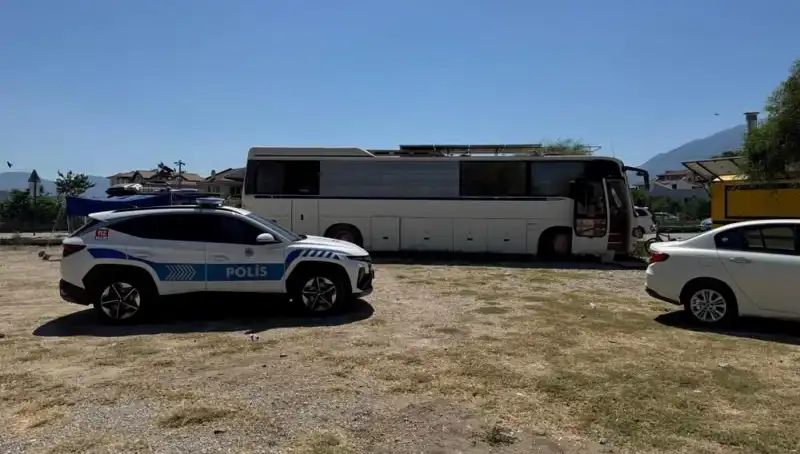 Fethiye'de Otobüste Yaşayan Şoförün Hayatı Son Nefesini Verdi
