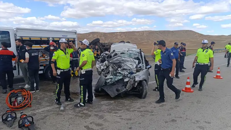 Yozgat’ta Feci Kaza: Can Pazarına Dönen Olayda 3 Kişi Hayatını Kaybetti