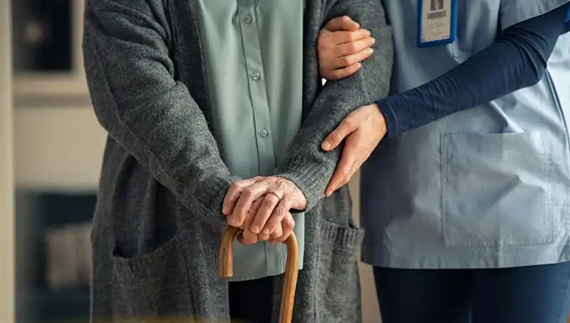 102 Yaşındaki Dünyanın En Yaşlı Doktorundan Uzun Yaşamın Sırları
