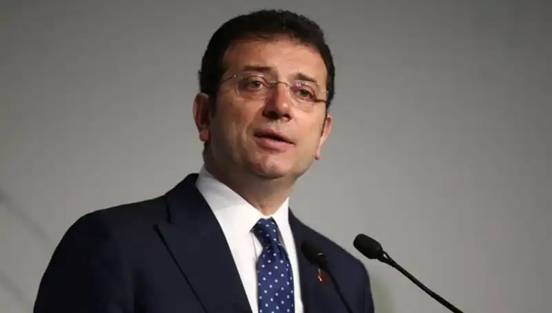Ekrem İmamoğlu'nun Diploma Davasında İlk Duruşma: Gözler Mahkemede