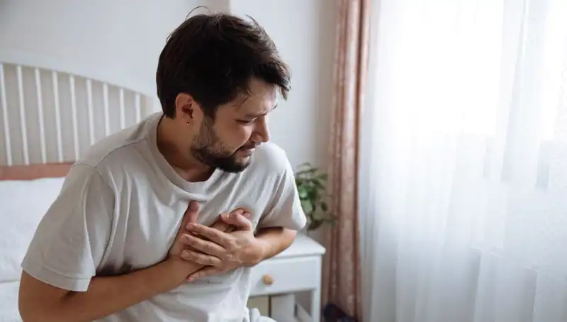 Sabahları Hissettiğiniz Bu Belirti Kalp Sağlığınıza Dikkat Çekiyor!