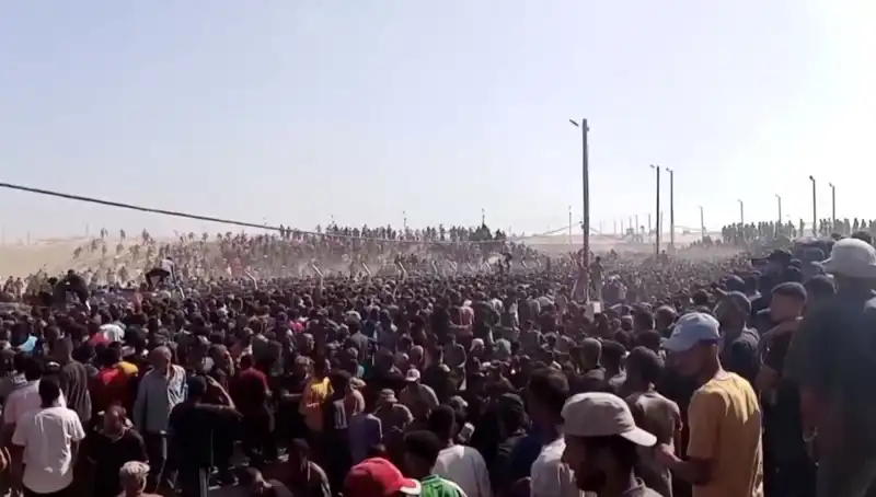 İsrail'in Saldırısı: Filistinlilere Yönelik İnsani Yardım Tepkileri Büyüyor