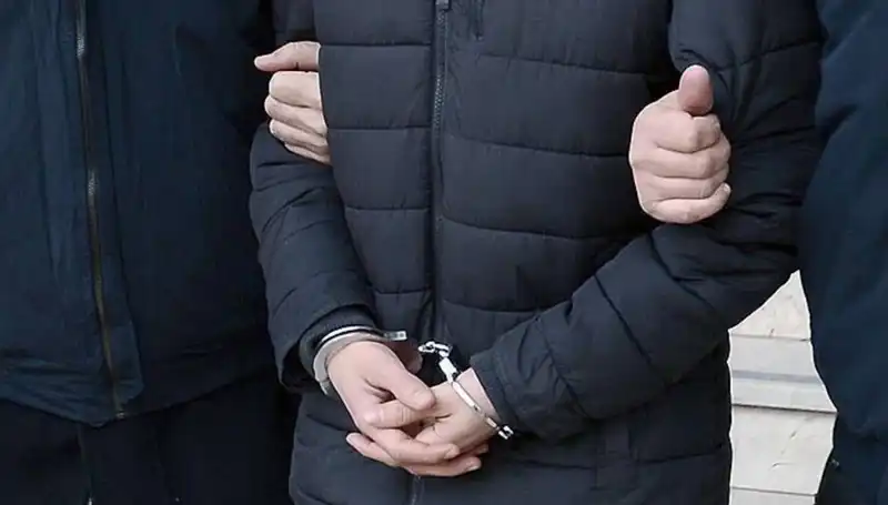 Sakarya'da 32 Yıldır Aranan Şahıs Polise Teslim Oldu!