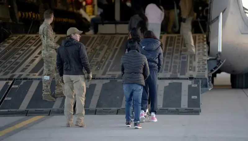 Kosova Göçmen Sınır Dışı Etkisi: ABD'den Yeni Bir Fırsat mı Söz Konusu?