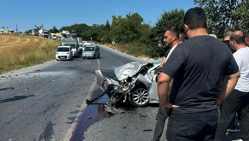İstanbul'da Kan Donduran Kaza: Kalp Krizi Geçiren Şoför, Otobüse Çarptı