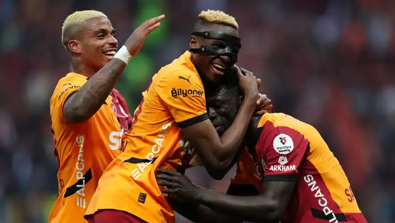 Lemina: Osimhen'in Gelecek Kararına Saygı Duyma Zamanı Geldi