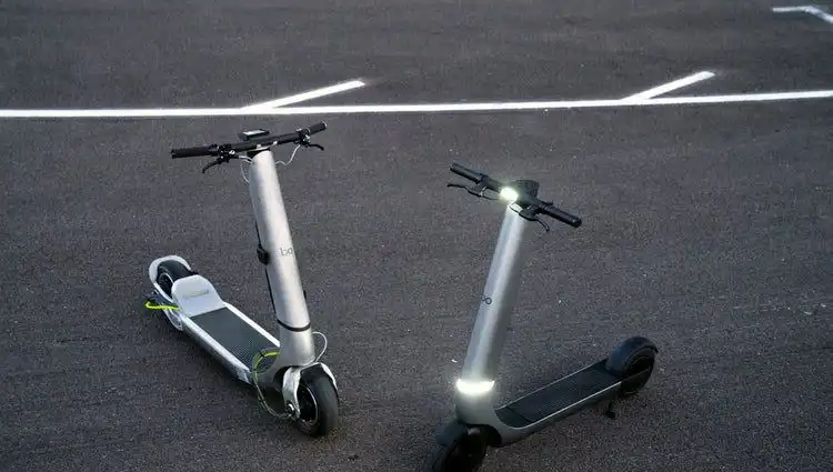 Elektrikli Scooter'larda Yeni Devrim: Hız Sınırlarını Zorluyor!