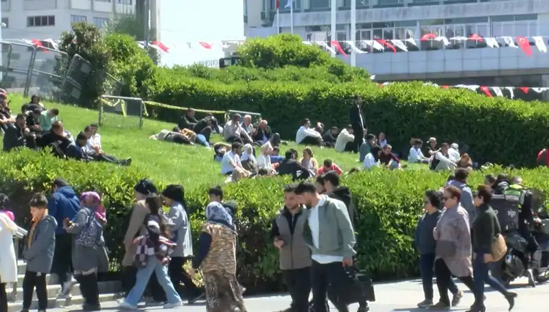 Taksim'de Deprem Yoğunluğu: Şehir Nasıl Etkilendi?