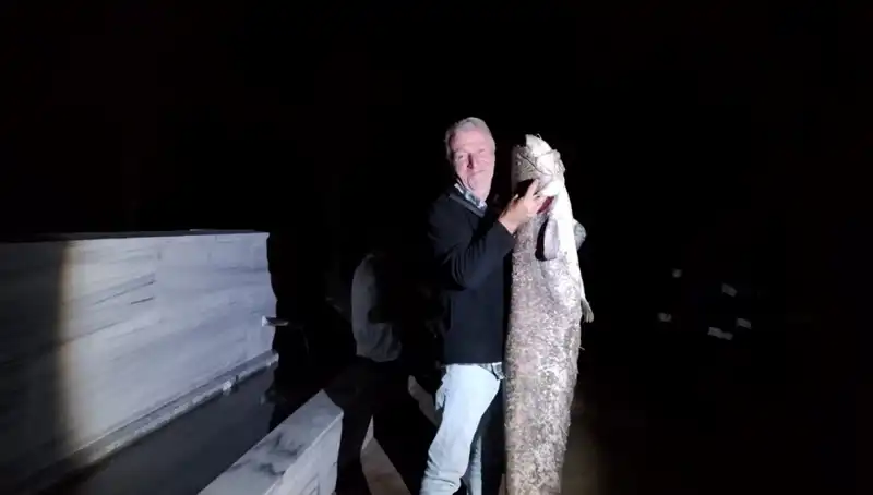 Barajda Tutulan Dev Balık: 40 Kiloluk Av Hem Şaşırttı Hem Sevindirdi!