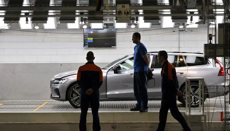 Volvo, Belirli Modellerin Satışını Durdurarak Yeni Stratejisinin İlk Adımını Attı