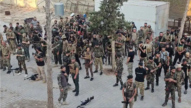 Suriye Ordusu PKK/YPG'ye Karşı Halep'e Asker Sevkiyatı Gerçekleştirdi