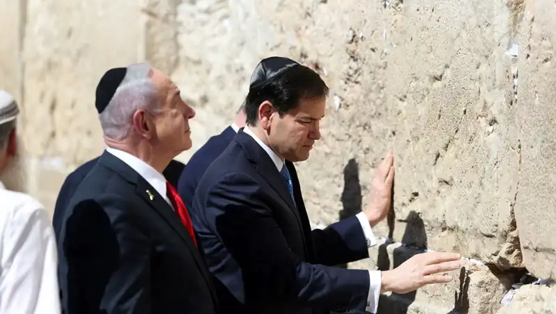 Kudüs'te Tarihi Görüşme: ABD'li Bakan Netanyahu'ya Gazze İçin Taahhütte Bulundu
