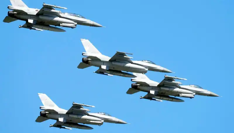 ABD'nin F-16 Eğitim Planı: Ukraynalı Pilotlar İçin 310 Milyon Dolar Harcama