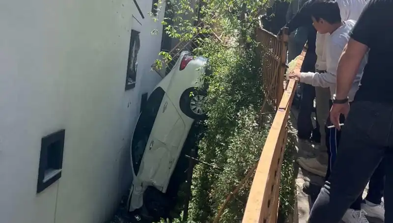 Kağıthane'de Korkunç Kaza: Metrelerce Sürüklenen Araçların Ardındaki Gerçekler