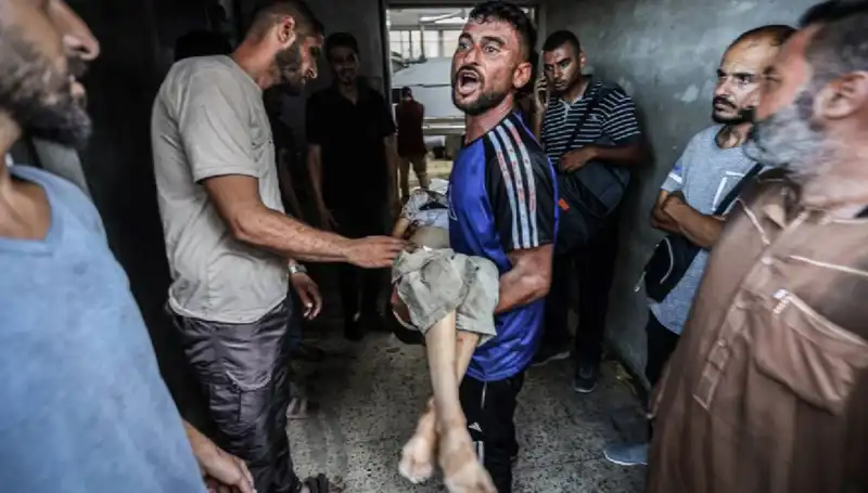Gazze'de İsrail'in Saldırıları Sonrası 90 Filistinli Hayatını Kaybetti