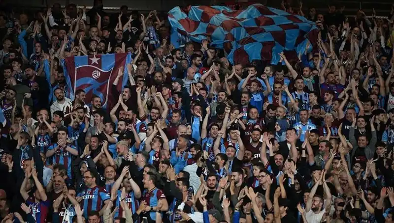Trabzonspor ve Galatasaray Maçının Biletleri Neden Bu Kadar Hızla Tükendi?