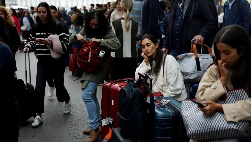 İspanya'da Kablo Hırsızlığı: Tren Yolcuları Olay Yerinde Mahsur Kaldı