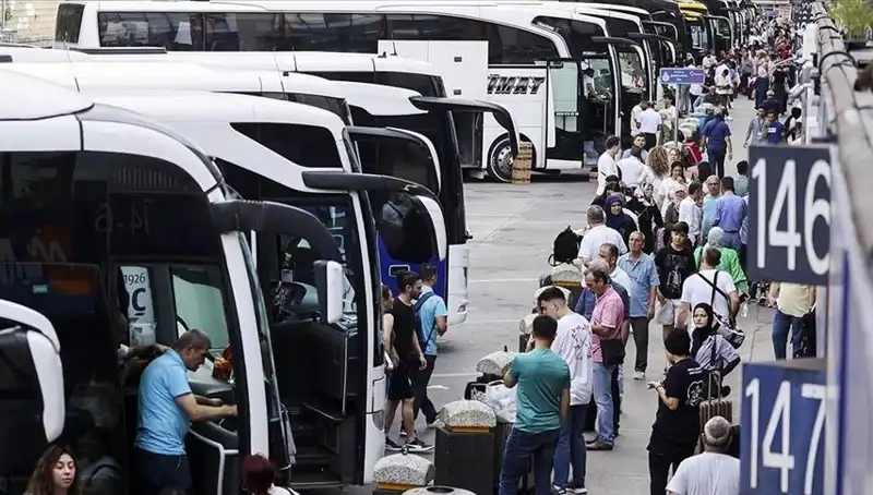 Geçen Yıl İstanbul'dan Ayrılanların Sebepleri ve Sonuçları