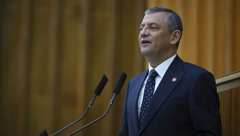 Özel'den CHP Kurultay Davasına Sert Tepki: "Demokrasi İçin Hayati Öneme Sahip"