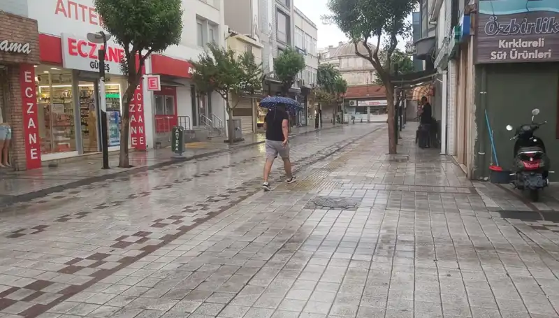 Kırklareli'de Şiddetli Yağışlar Hayatı Olumsuz Etkiledi