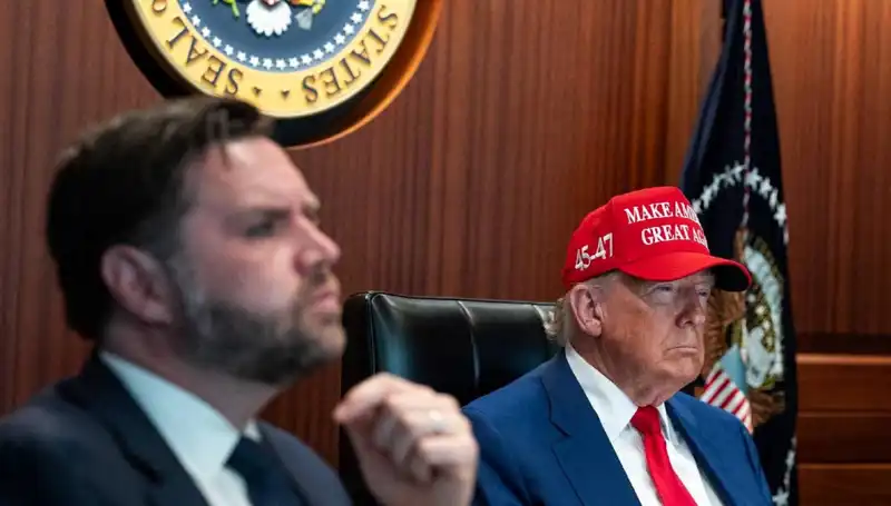 Trump’ın Azil Tasarısı Reddedildi: Yıldızlı Bir Geri Dönüş Mücadelesi