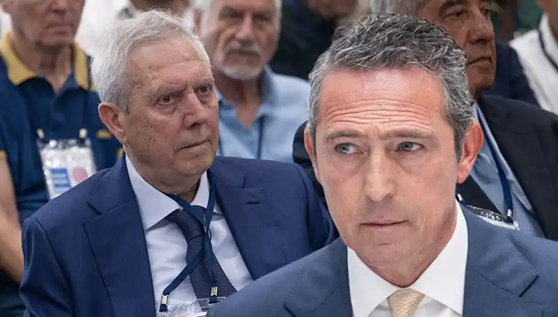 Fenerbahçe Divan Kurulu'nda Sıcak Gelişmeler: Aziz Yıldırım Adaylığını Açıkladı!