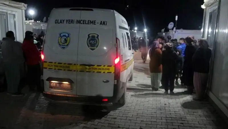 Husumetliler Arasında Patlak Veren Silahlı Kavga Hayatları Değiştirdi