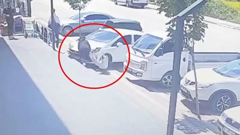 Yalova'da Lise Öğrencisinin Hayatı Korkunç Bir Kaza ile Son Buldu