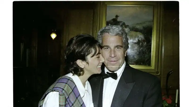 Ghislaine Maxwell, Epstein Skandalında Dark Web'de 100 İsim İfşa Etti
