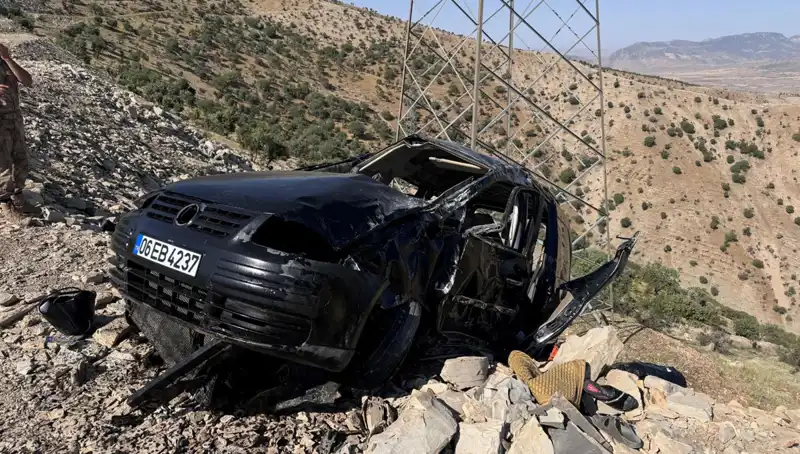 Şırnak'ta Ecel Saati: Aynı Aileden Üç Kayıp Voleybolu Sarsan Kaza