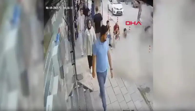 TIR Patladı, Sokakta Korku Dolu Anlar Yaşandı!