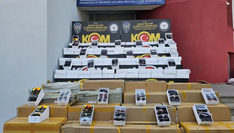 Adana’da Sağlığa Zararlı 12 Bin Kaçak Güneş Gözlüğü Ele Geçirildi