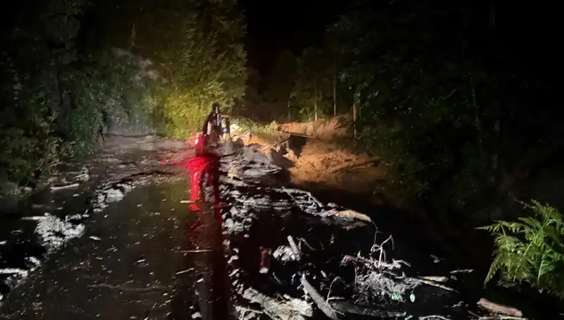 Rize’de Şiddetli Yağışlar: Sel ve Heyelan Korkusu Şehri Sardı