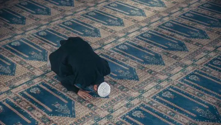 Cuma Namazı Saati ve Kılınışı: 12 Eylül İçin İstanbul, Ankara, İzmir Rehberi