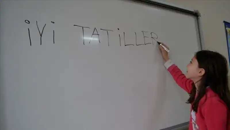 Türkiye’de 20 milyon öğrencinin heyecanla beklediği son ders zili çalıyor!