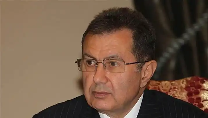 Mehmet Emin Karamehmet: Türk İş Dünyasının ve Medyasının İkonik İsmi