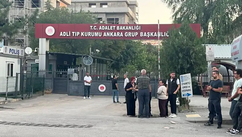 Şehitlerin Naaşları Ankara'ya Getirildi: Ulusun Acısı ve Saygı Duruşu