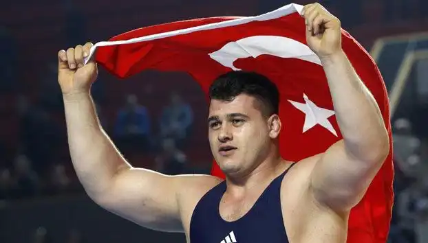 Milli Güreşçi Rıza Kayaalp’e 4 Yıl Men Cezası: Detaylar Neler?