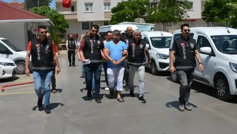 Lüleburgaz'da Fuhuş Operasyonu: 25 Gözaltı, Şok Edici Detaylar