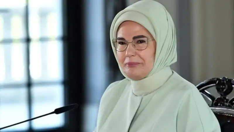 Emine Erdoğan, Uluslararası Aile Forumu'nda Aile Değerlerinin Önemine Dikkat Çekti
