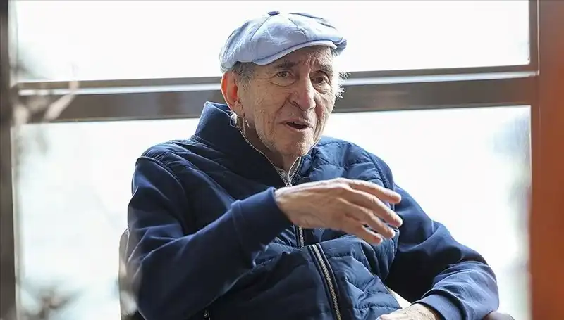 Altan Öymen Hastaneye Kaldırıldı: Sağlık Durumu ve Tedavi Süreci Hakkında Son Gelişmeler