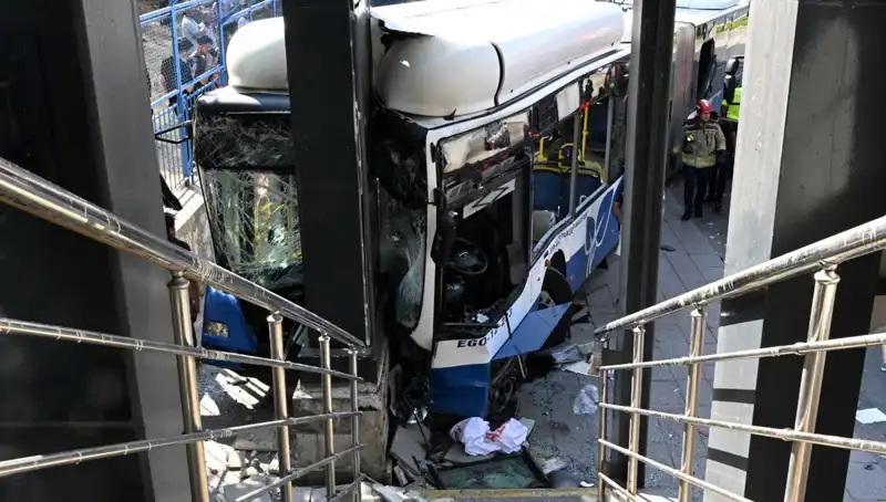 Ankara'da Belediye Otobüsü Kazası: 27 Yaralının Hikayesi Nedir?