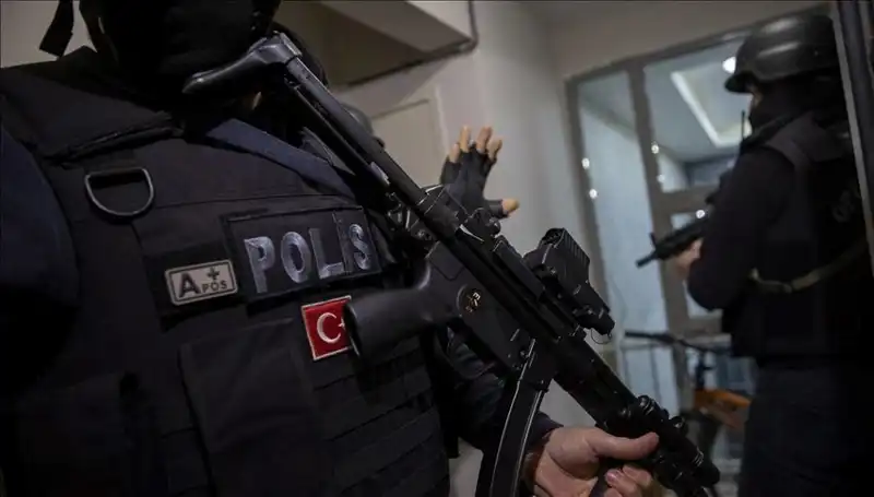 Afyon Karahisar’da Gerçekleştirilen Operasyonda 26 Şüpheli Yakalandı